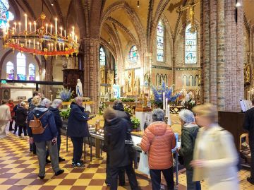 H. Bernadette maakt Amstelveen-Bovenkerk tot een dag in Lourdes
