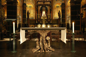 Nieuw altaar van de Basiliek van de H. Nicolaas