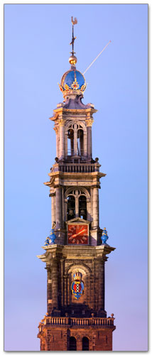 De kroon van Habsburg op de Westertoren van Amsterdam (foto: Massimo Catarinella)