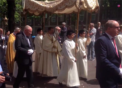 Sacramentsprocessie over de grachten van Amsterdam 2014 Sacramentsprocessie over de grachten van Amsterdam 2014