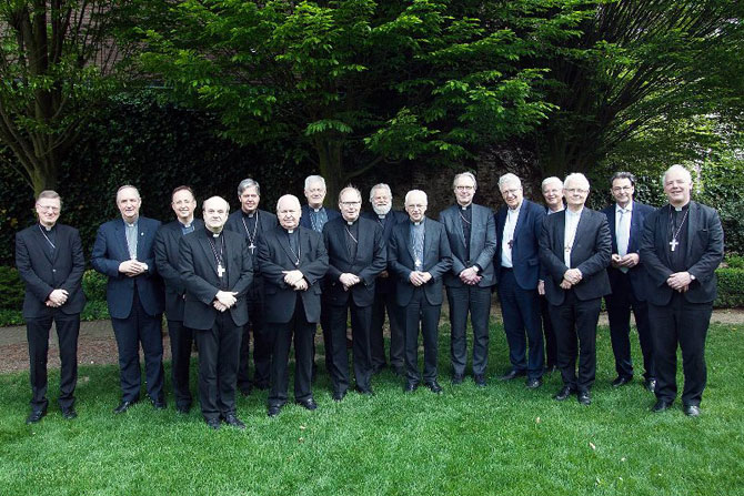 Nederlandse en Vlaamse bisschoppen te gast in Roermond