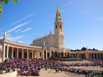 Bisdombedevaart naar jubilerend Fatima