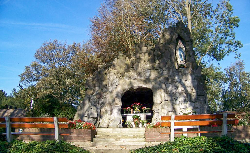 Lourdesgrot Zevenhoven