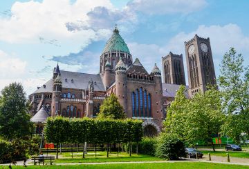 Cuypers Magnus opus - De Kathedrale Basiliek van Sint Bavo te Haarlem