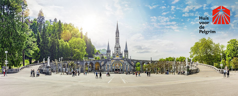 Met Mgr. Hendriks naar Lourdes